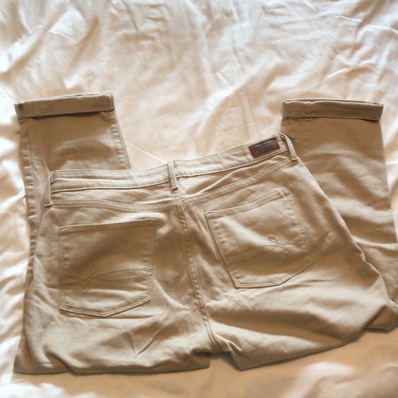 Capris tan made by Levi’s Modern Crop size 12 - Picture 5 of 9